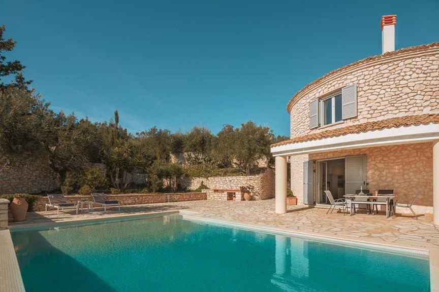 The Round House Villa Vlachopoulatika Bagian luar foto